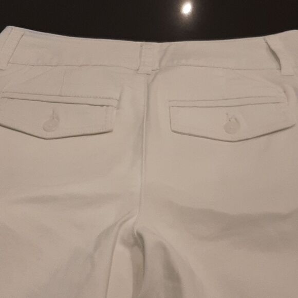 Charter Club White Cuffed Bermuda Shorts - Picture 7 of 10